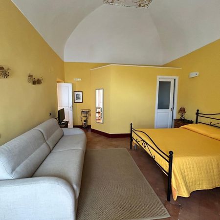 Palazzo Verone Scala Bagian luar foto
