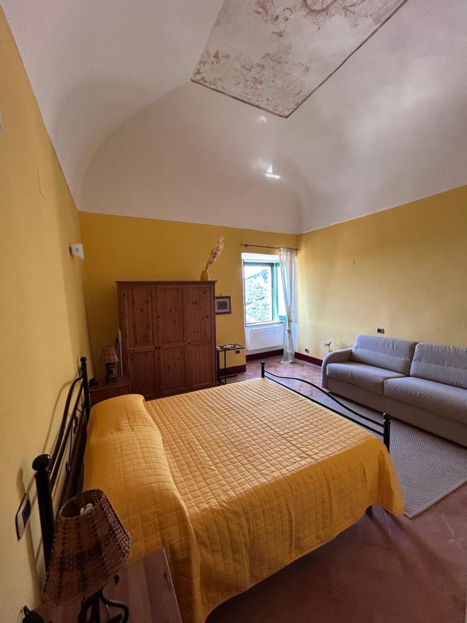 Palazzo Verone Scala Bagian luar foto